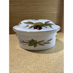 Royal Worcester Evesham Fine Porcelain Covered Vegetable Dish Gold Trim England